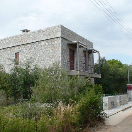 Villa Thelgi Kalamata Exterior foto